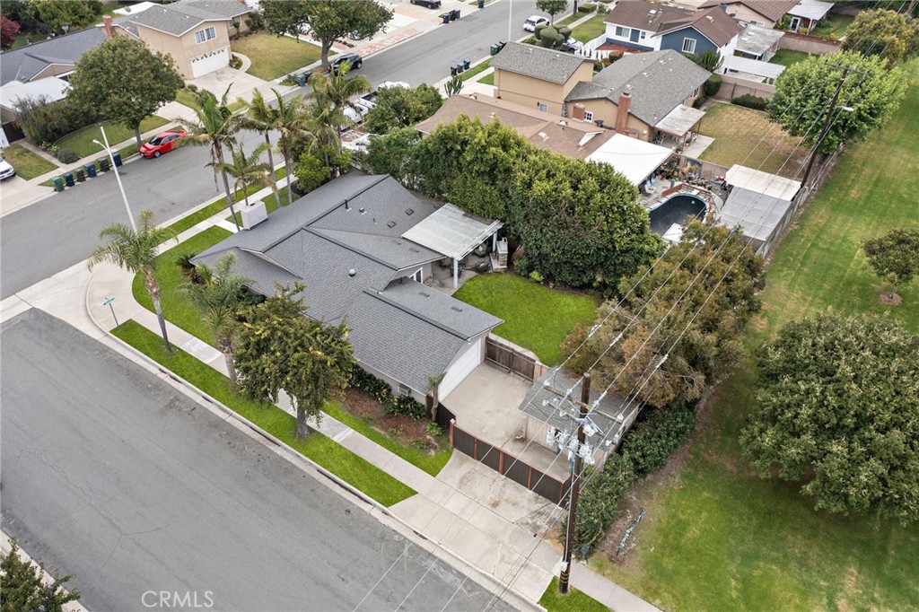 17327 Santa Lucia Street