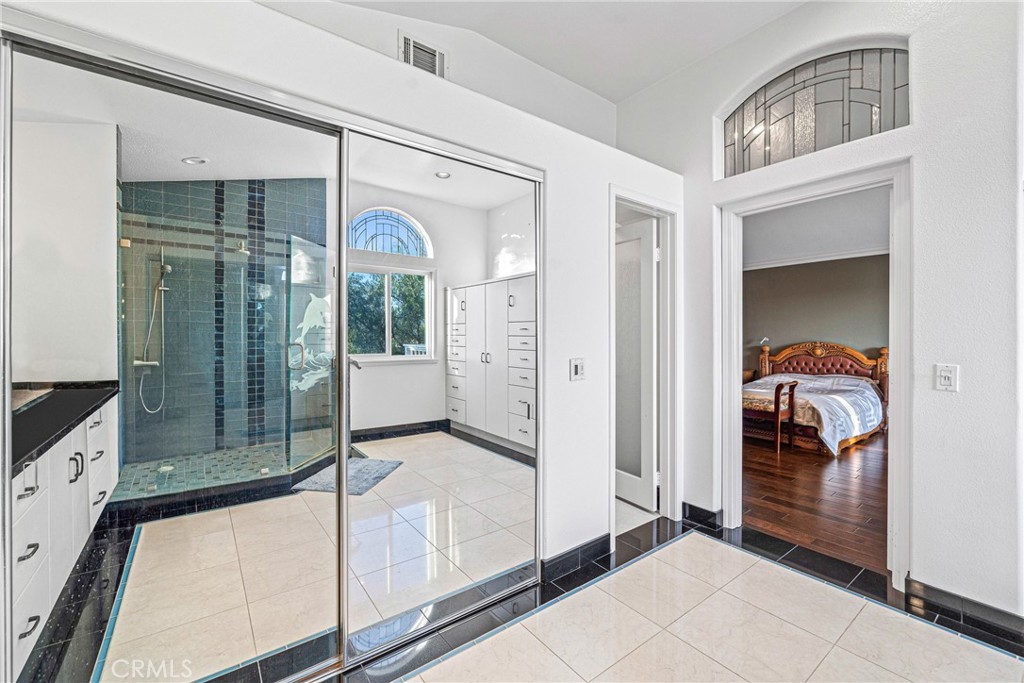 25712 Wood Brook Road