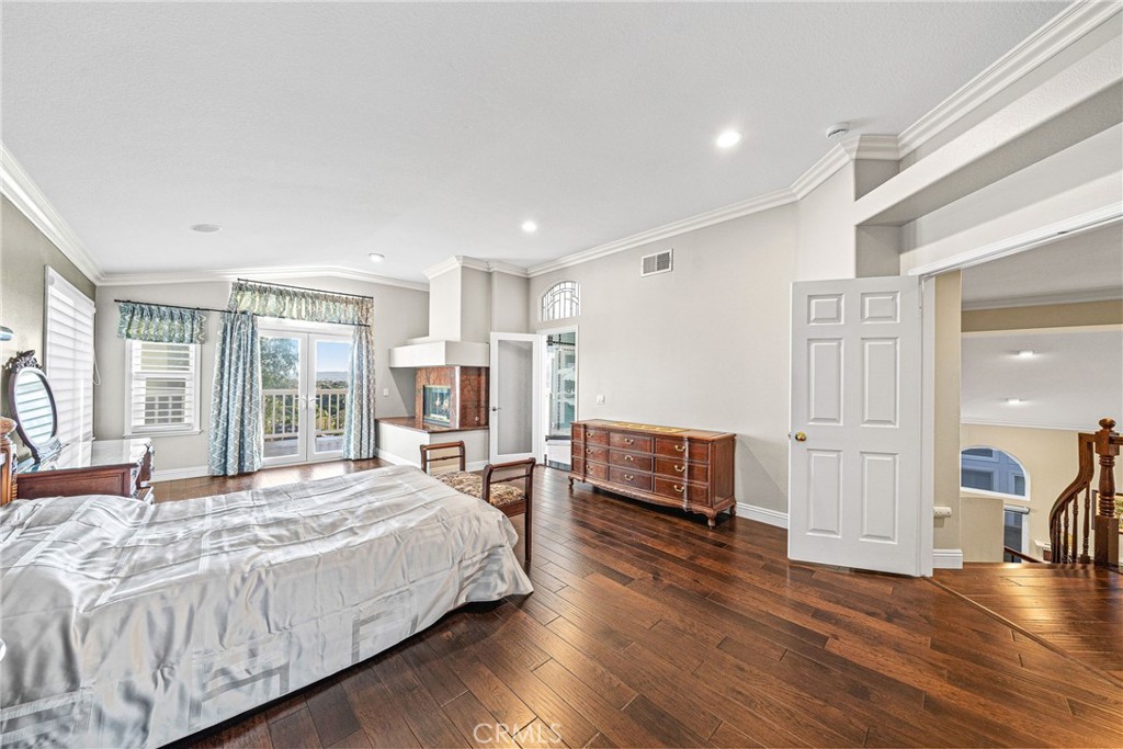 25712 Wood Brook Road