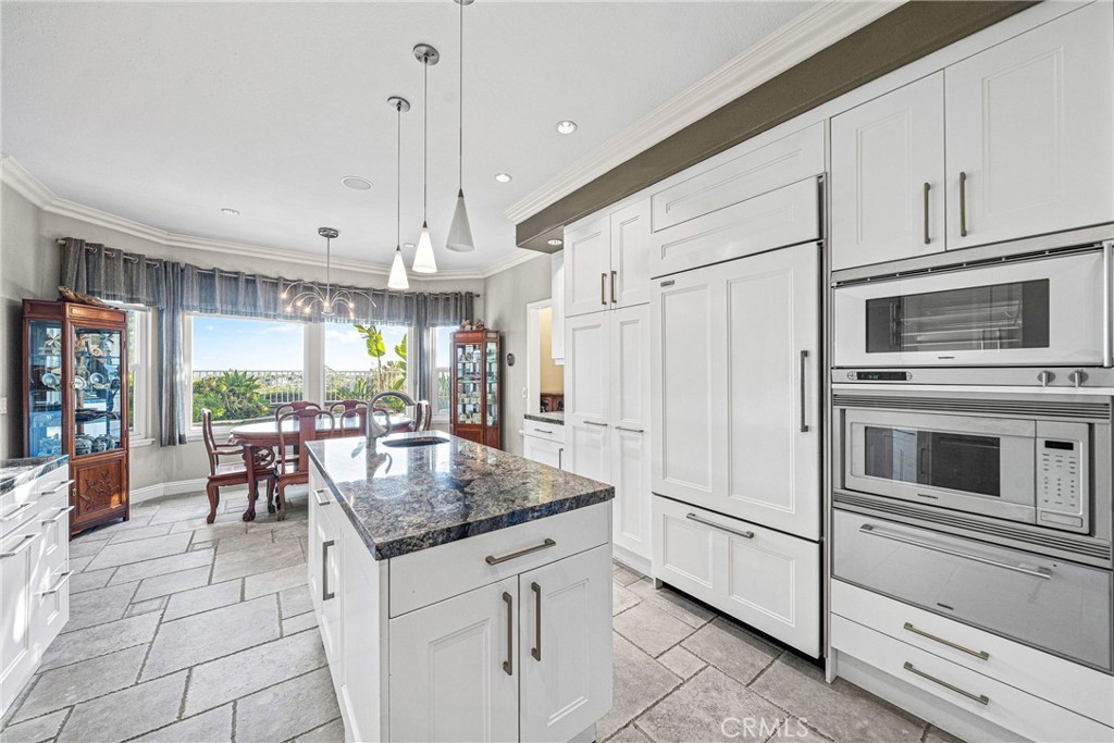 25712 Wood Brook Road