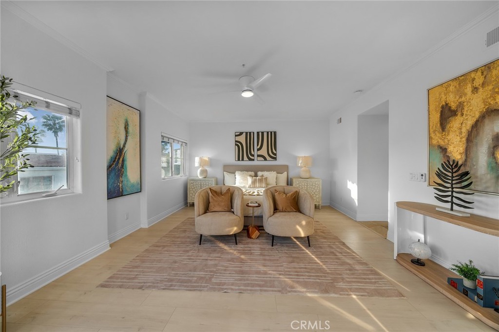 427 Avenida Santa Barbara B