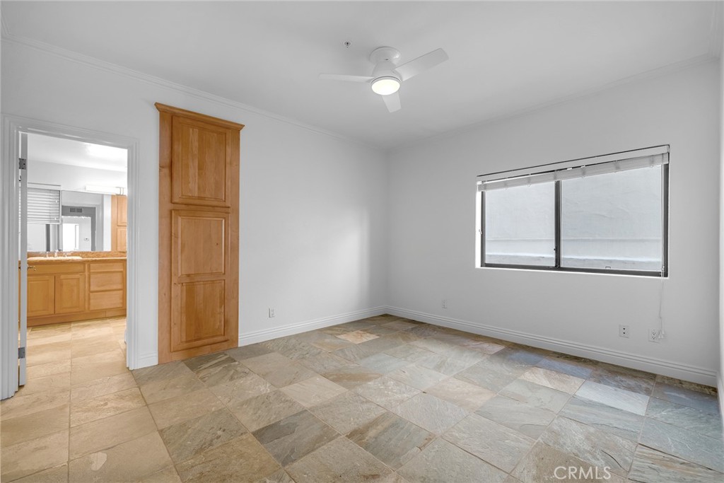 427 Avenida Santa Barbara B