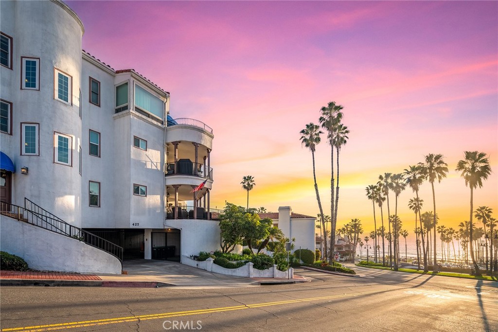 427 Avenida Santa Barbara B