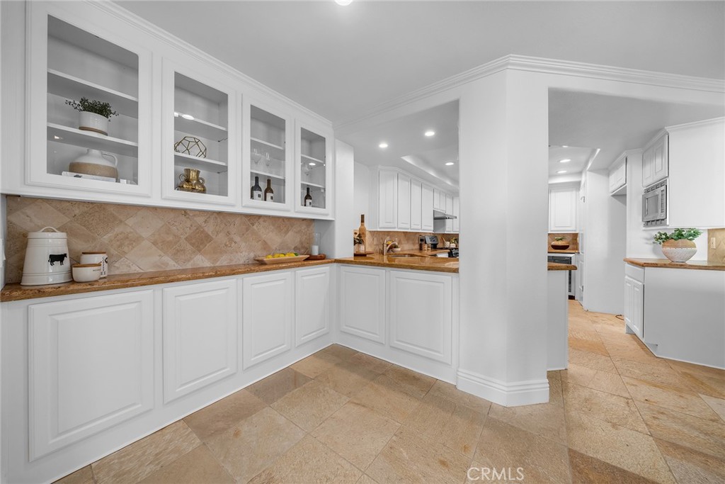 427 Avenida Santa Barbara B