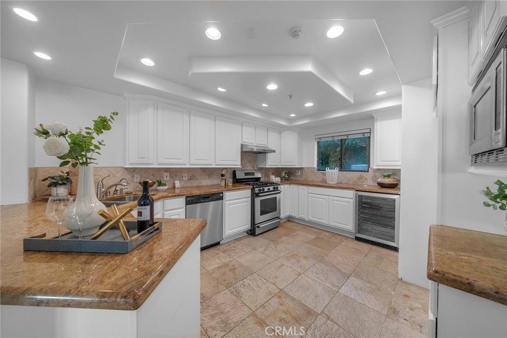 427 Avenida Santa Barbara B