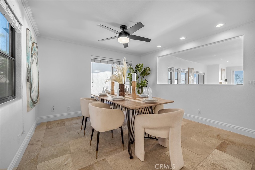 427 Avenida Santa Barbara B