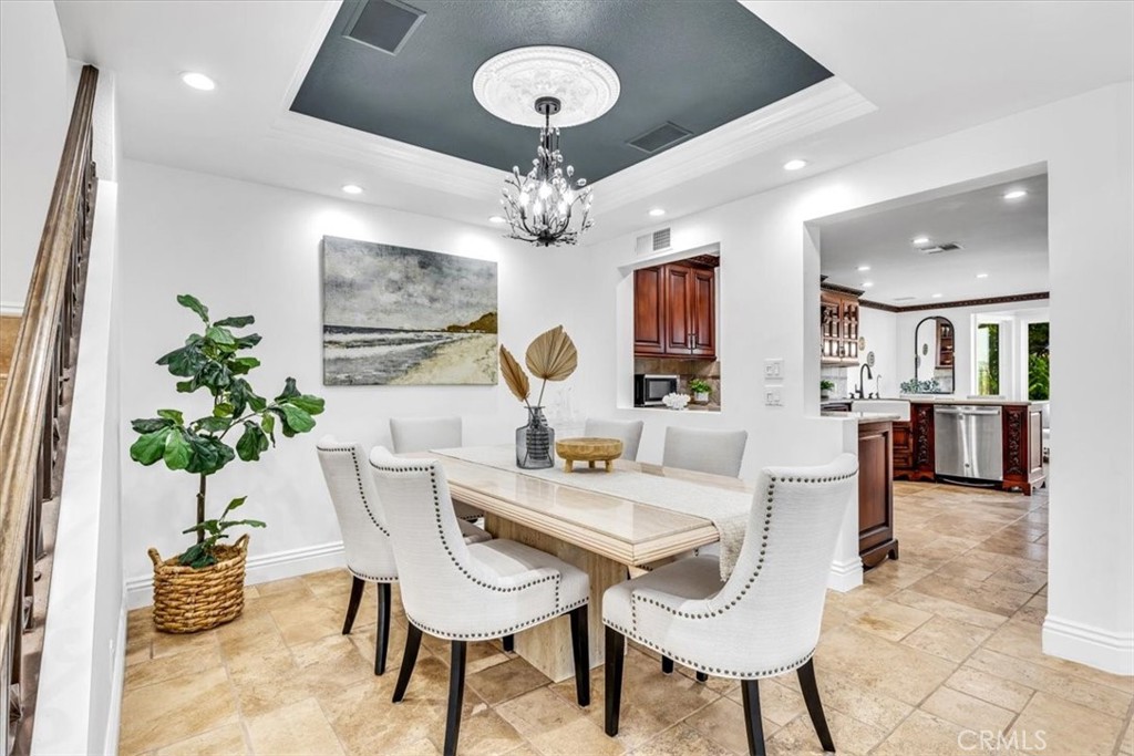 27507 Via Sequoia