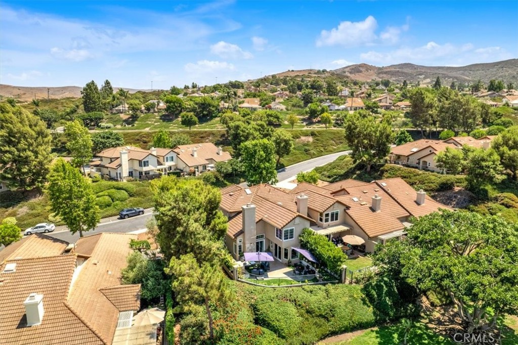27507 Via Sequoia
