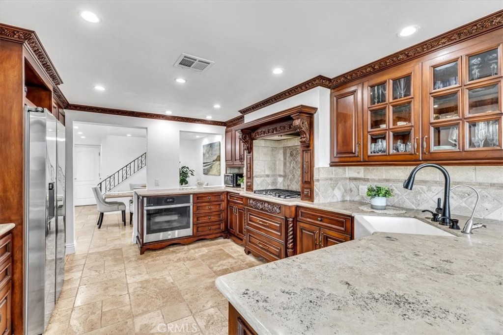 27507 Via Sequoia
