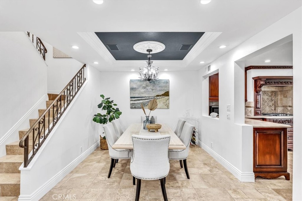 27507 Via Sequoia