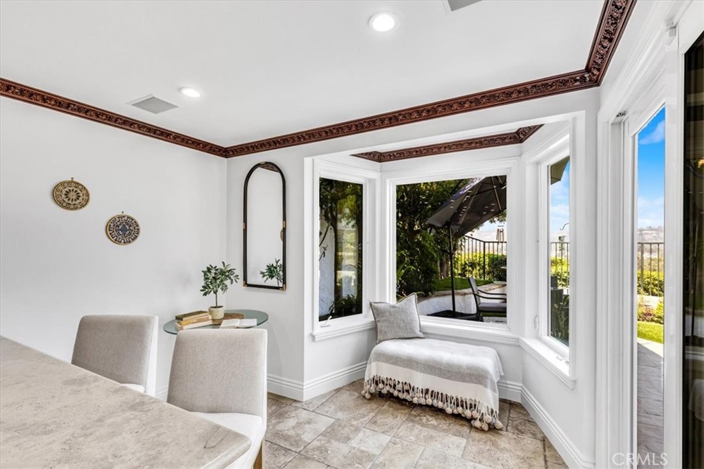 27507 Via Sequoia