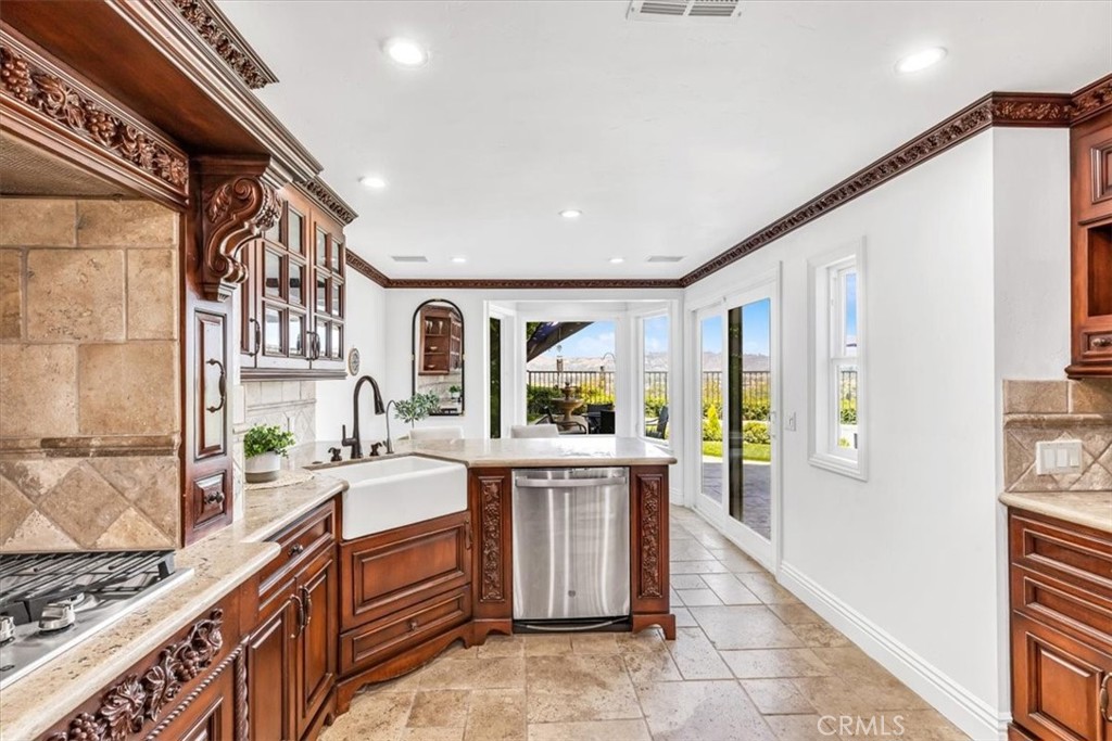 27507 Via Sequoia