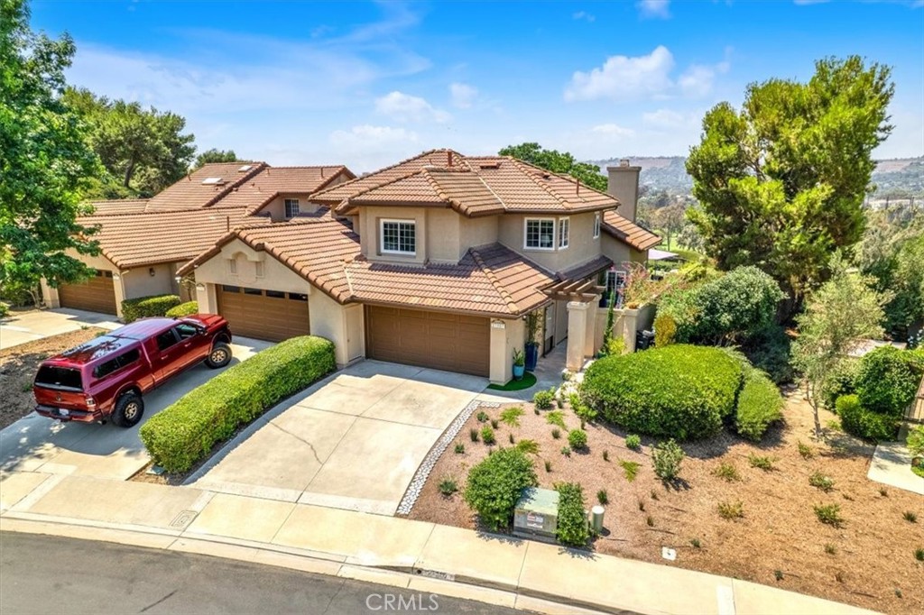 27507 Via Sequoia
