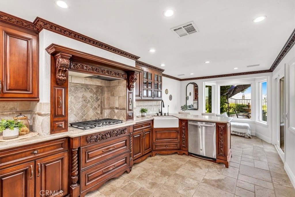 27507 Via Sequoia