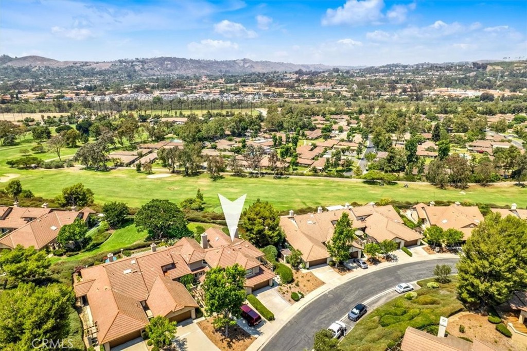 27507 Via Sequoia