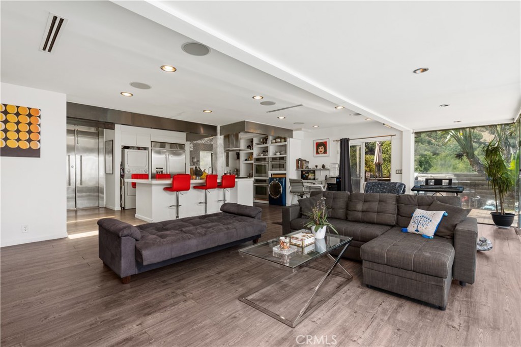 7241 Woodrow Wilson Drive