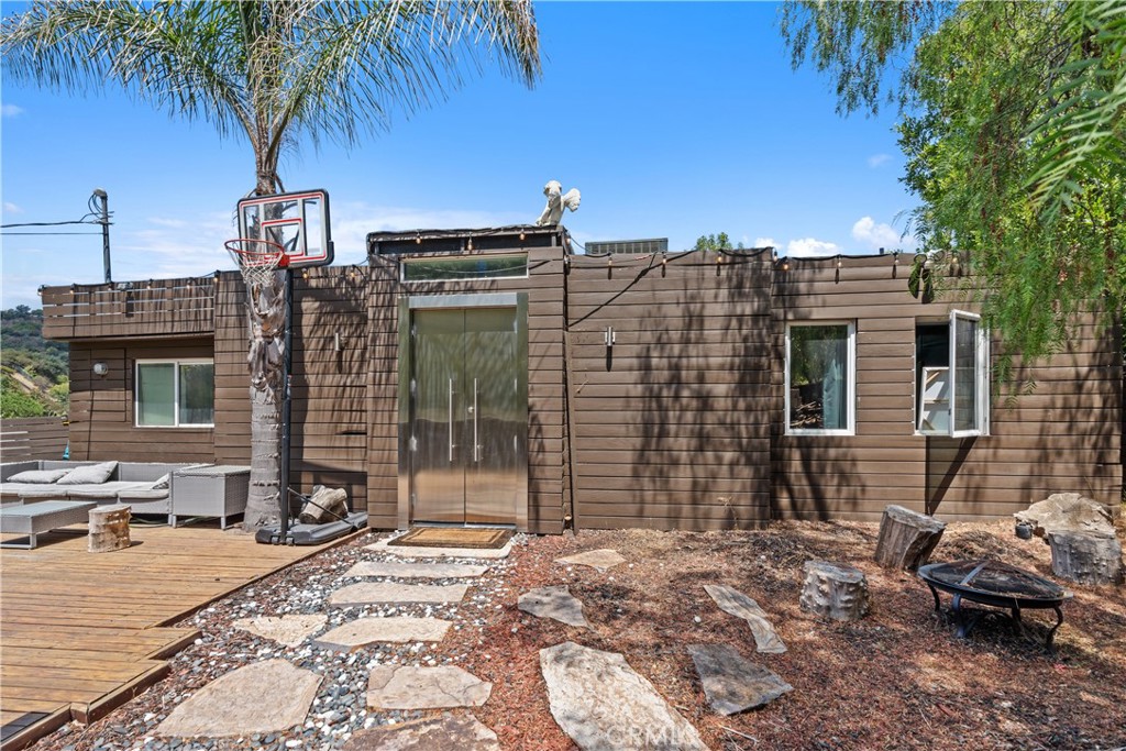 7241 Woodrow Wilson Drive