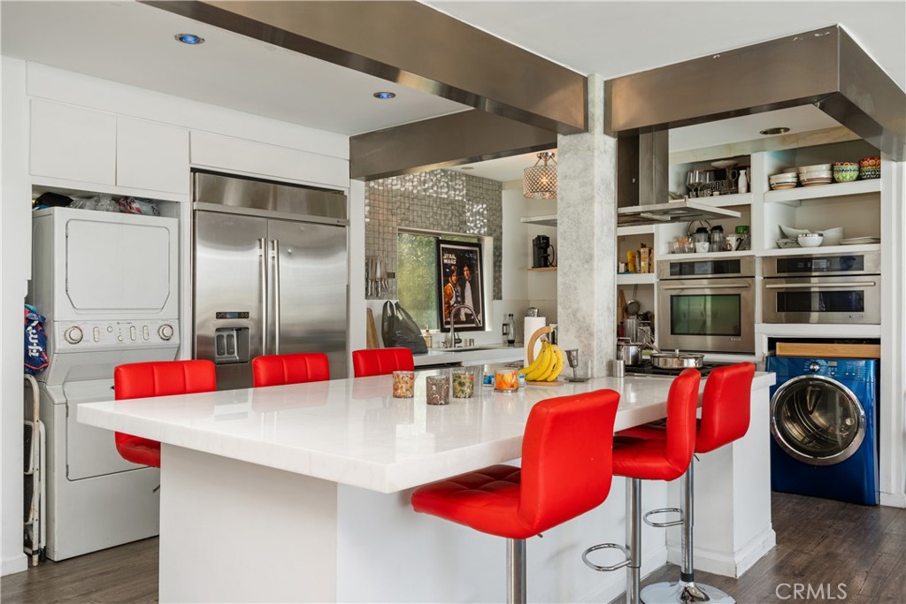 7241 Woodrow Wilson Drive