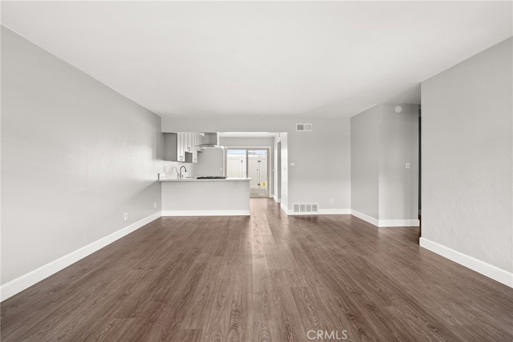 8038 Worthy Drive