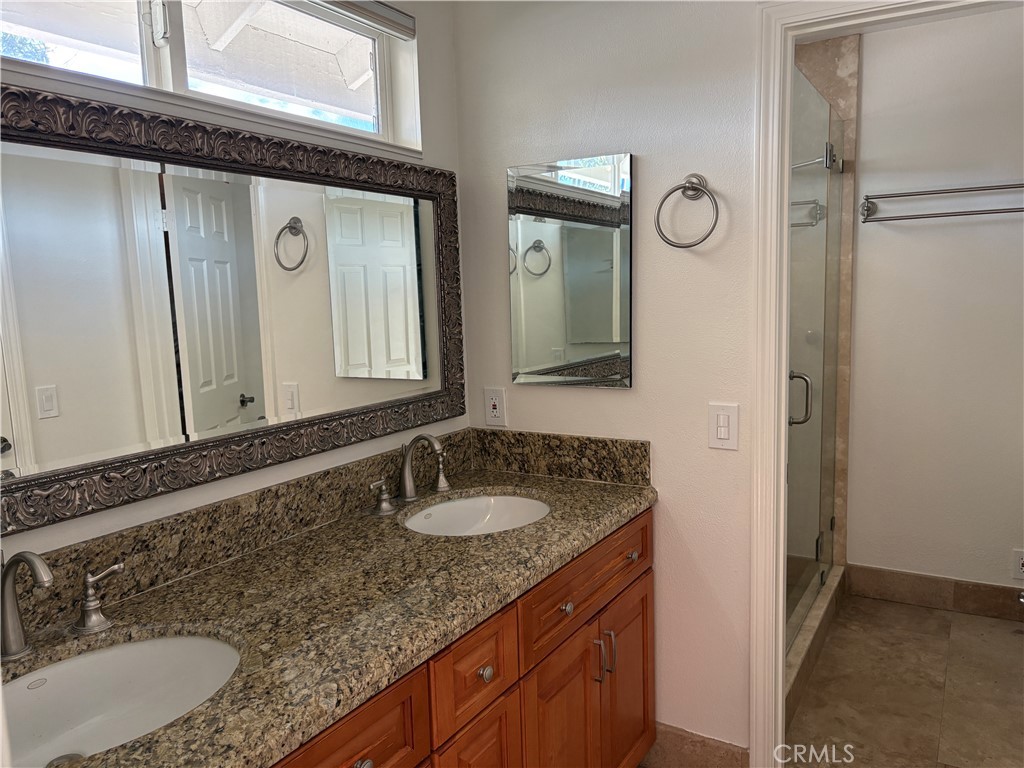 12 Longstreet