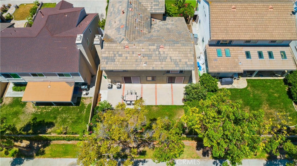 12 Longstreet