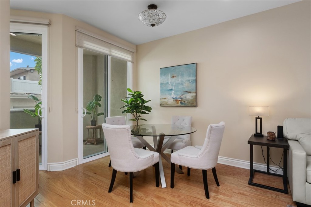 2101 E 15th Street 7