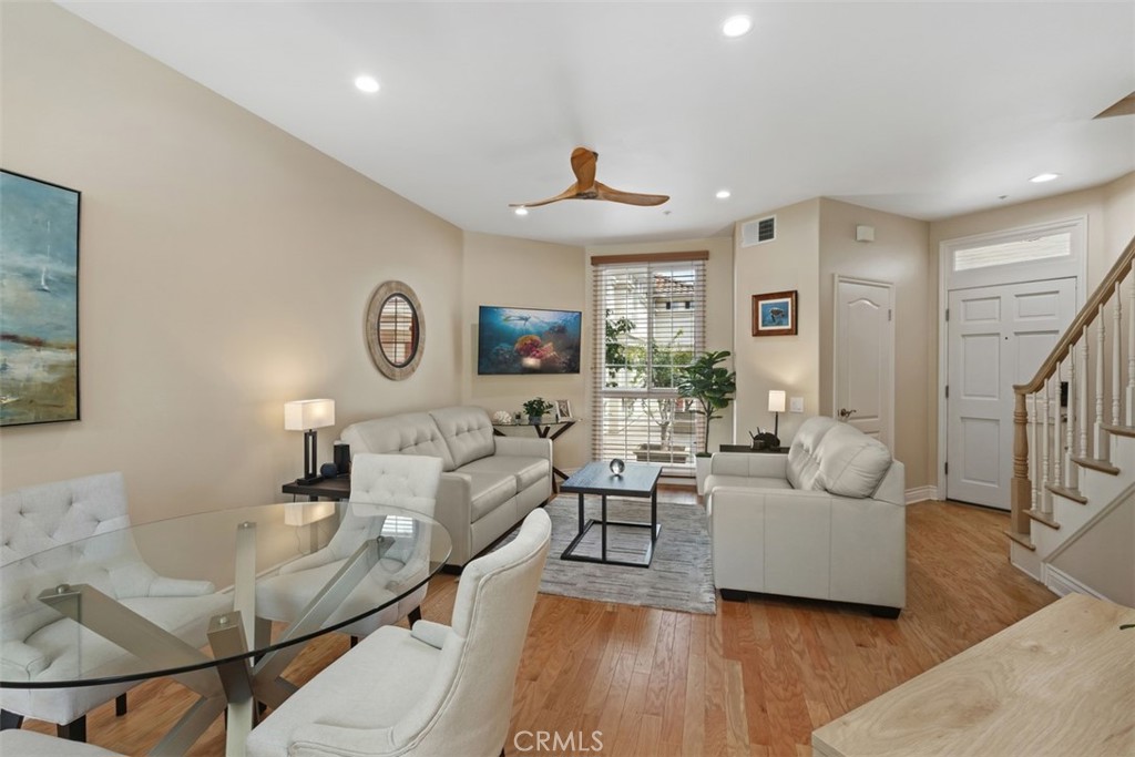 2101 E 15th Street 7