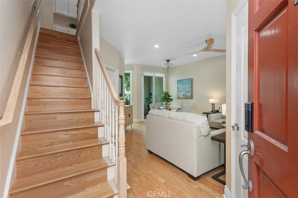 2101 E 15th Street 7