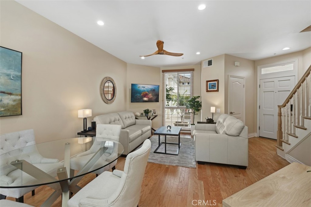 2101 E 15th Street 7