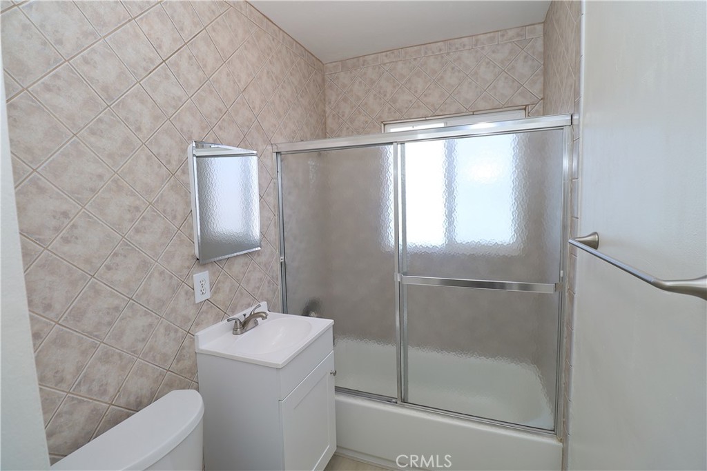 330 Avenida Cabrillo 1