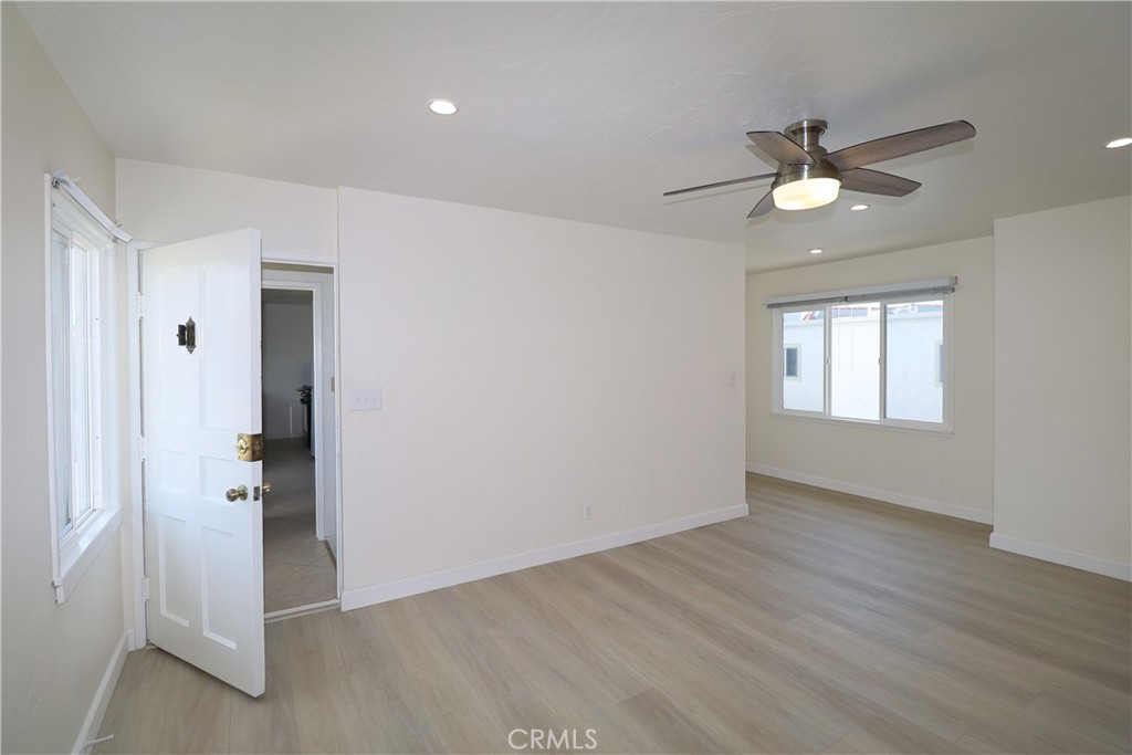330 Avenida Cabrillo 1