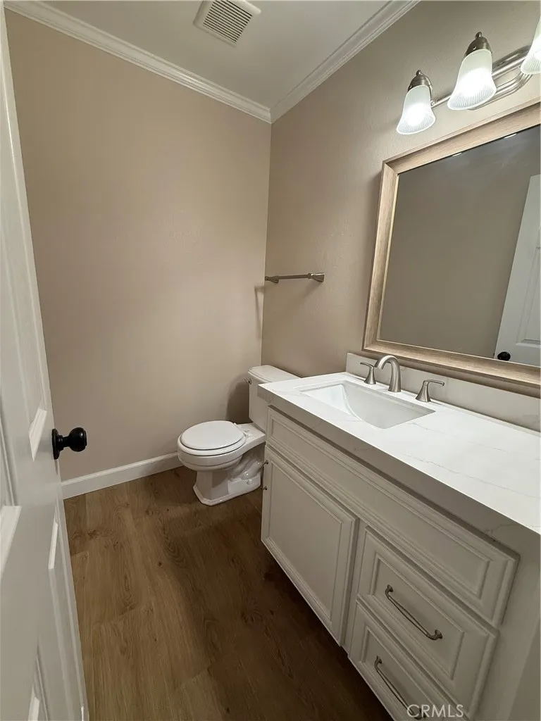 1715 N Gilbert Street Unit 10