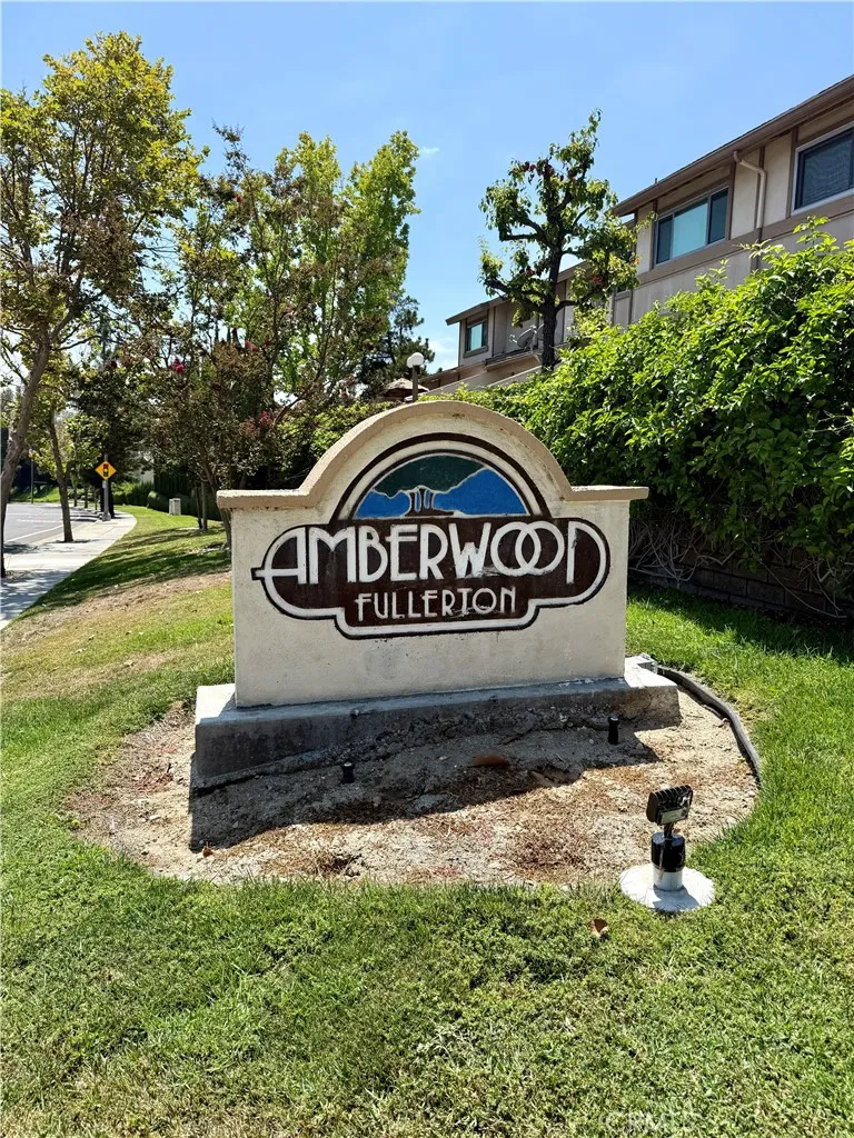 1715 N Gilbert Street Unit 10