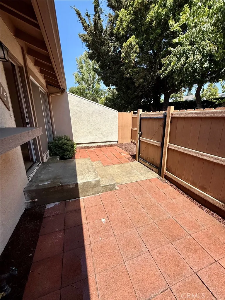 1715 N Gilbert Street Unit 10