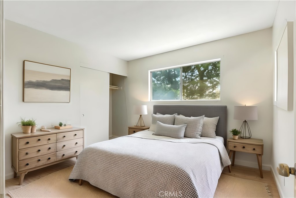 24446 Corta Cresta Drive