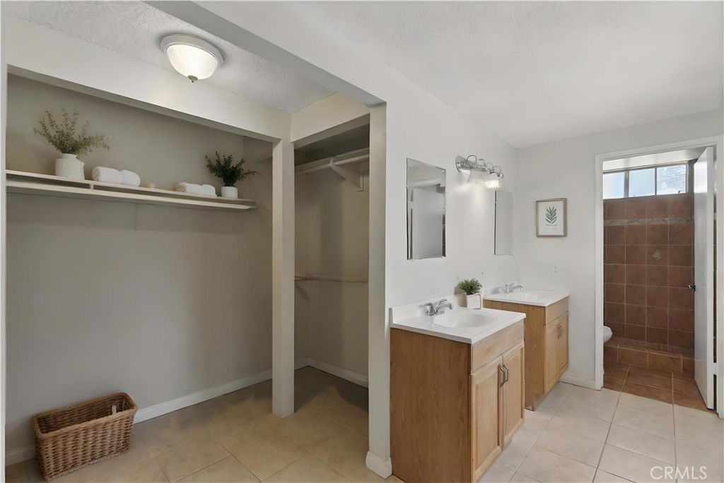 24446 Corta Cresta Drive
