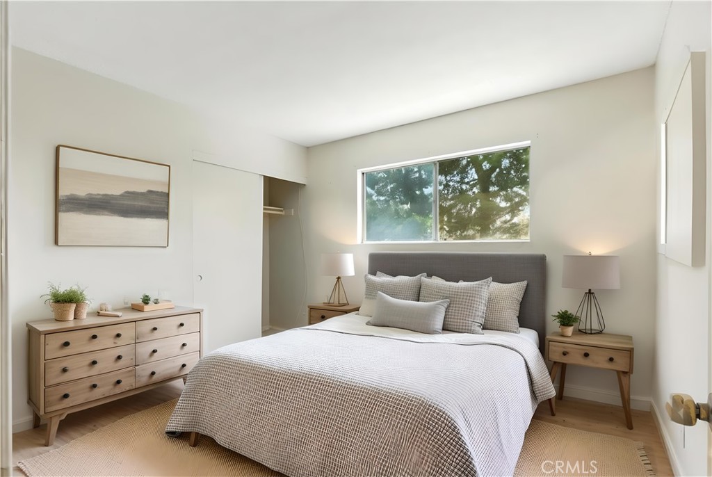 24446 Corta Cresta Drive