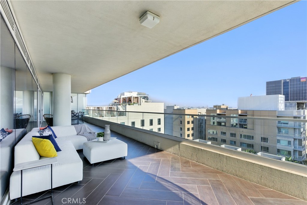 6250 Hollywood Boulevard 14F