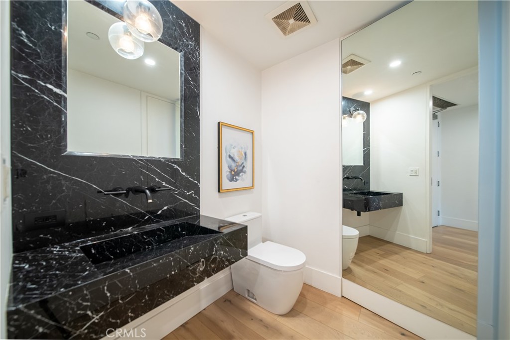 6250 Hollywood Boulevard 14F