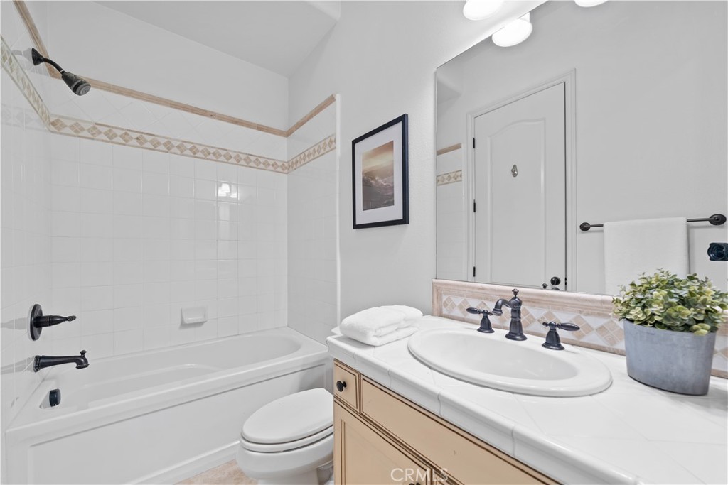 26012 Horseshoe Circle