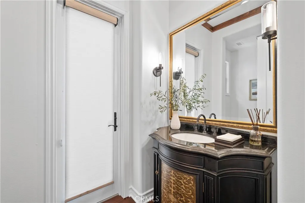 26012 Horseshoe Circle