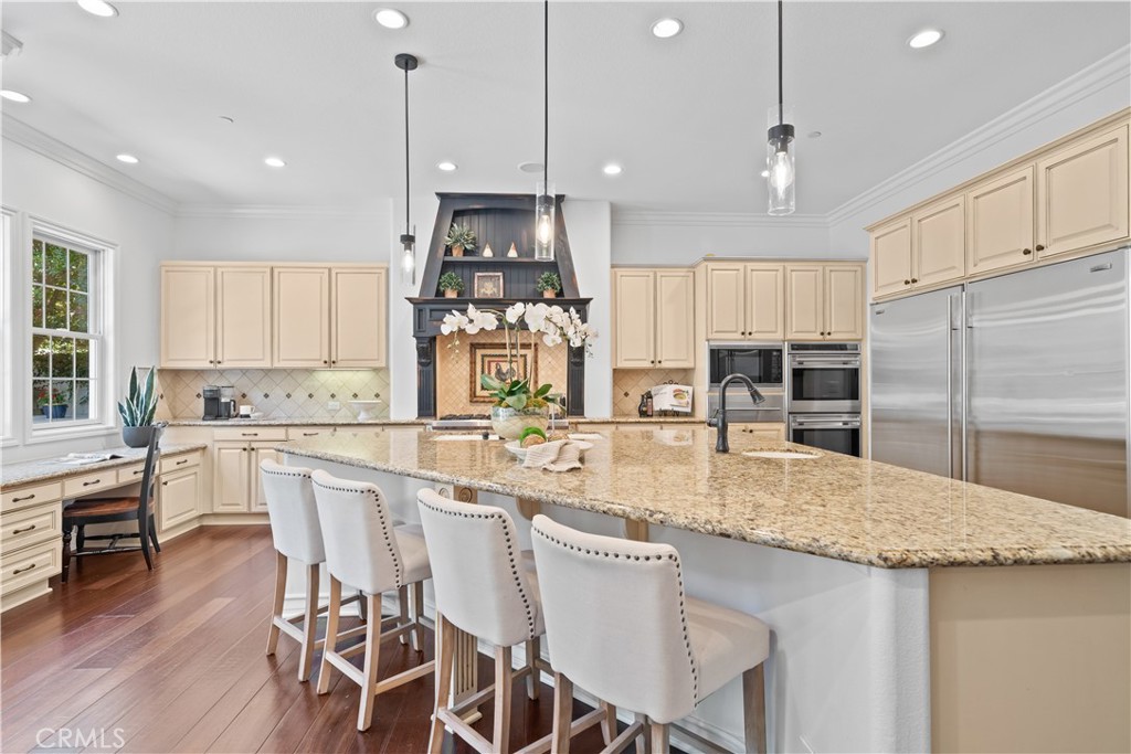 26012 Horseshoe Circle