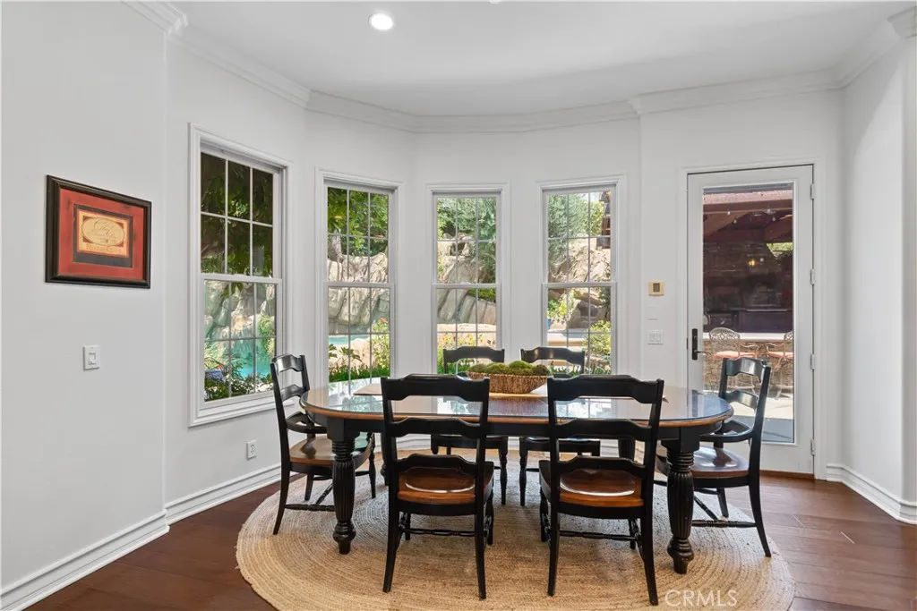 26012 Horseshoe Circle