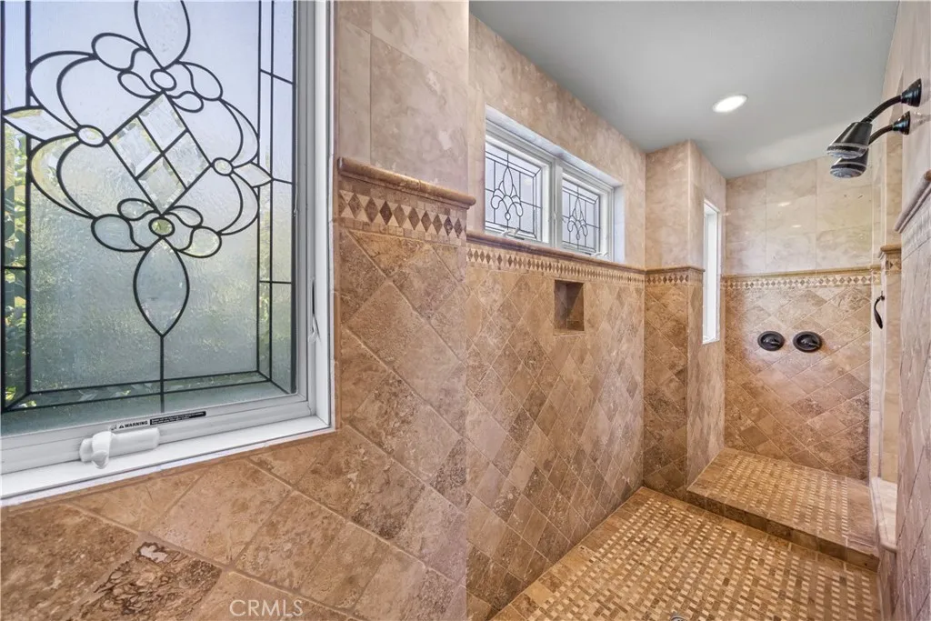 26012 Horseshoe Circle