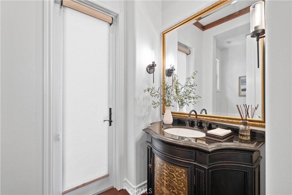 26012 Horseshoe Circle