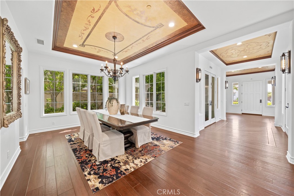 26012 Horseshoe Circle