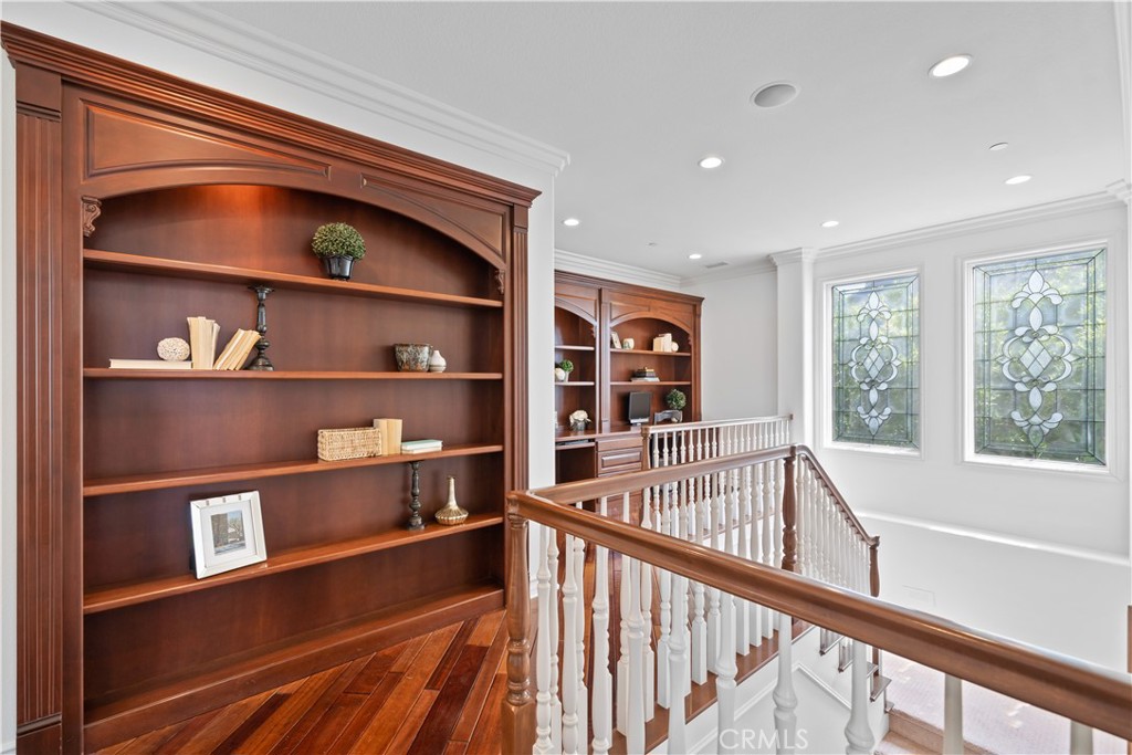 26012 Horseshoe Circle