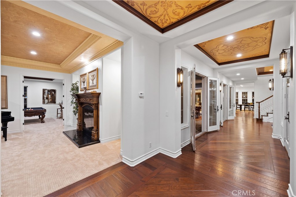 26012 Horseshoe Circle