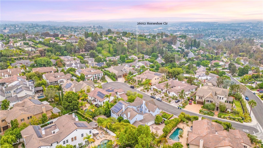 26012 Horseshoe Circle