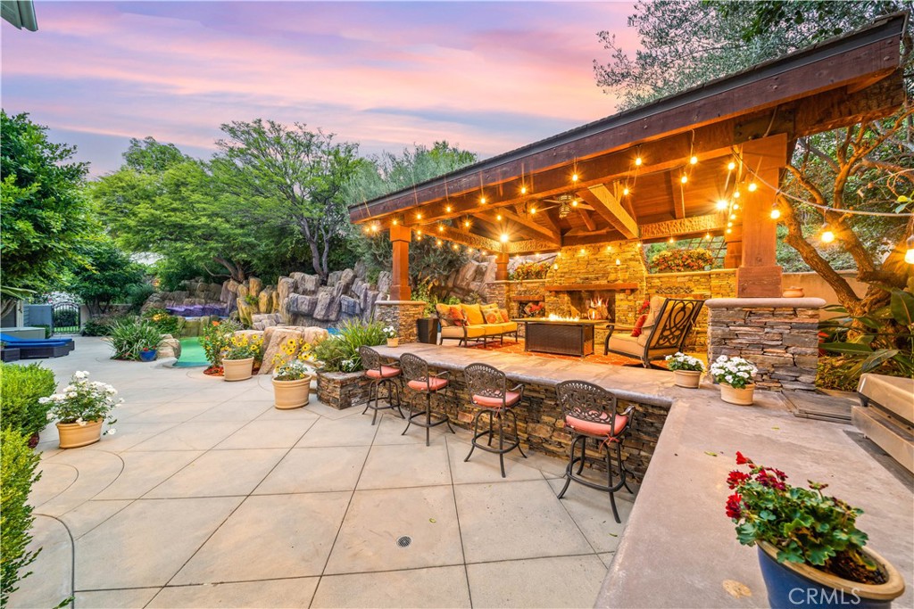 26012 Horseshoe Circle